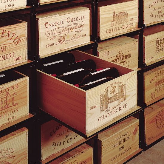 Storage system for 12-bottle wine cases Storage system for 12-bottle wine cases