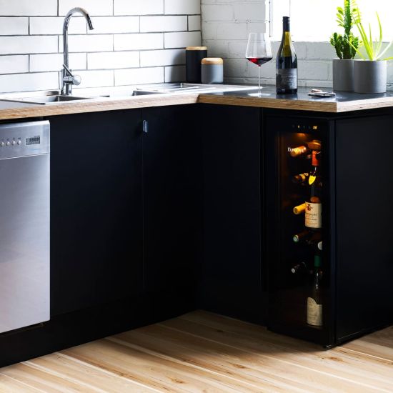 12-bottle wine bar - brings wine to the correct temperature and preserves open bottles 12-bottle wine bar - brings wine to the correct temperature and preserves open bottles