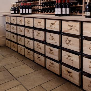 Storage system for 12-bottle wine cases Storage system for 12-bottle wine cases