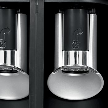 Wine bar for private individuals - brings wine to the correct serving temperature and displays open bottles - 2 bottles.