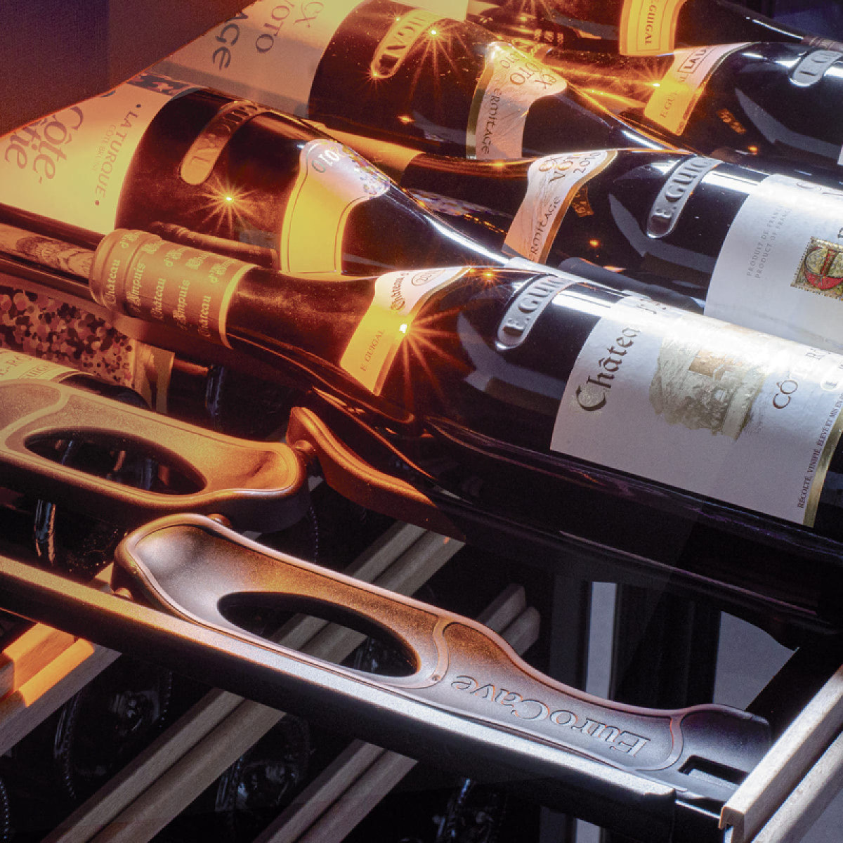 Small wine serving cabinet multi temperature Pure EuroCave
