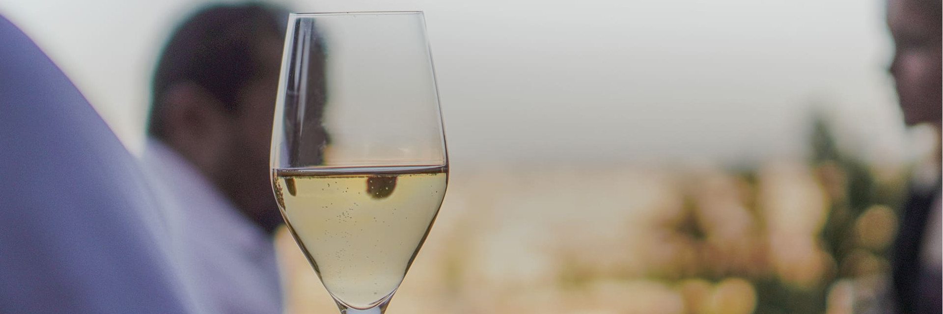 Unique moments, like sharing a glass of wine or champagne at sunset in good company. Unique moments, like sharing a glass of wine or champagne at sunset in good company.