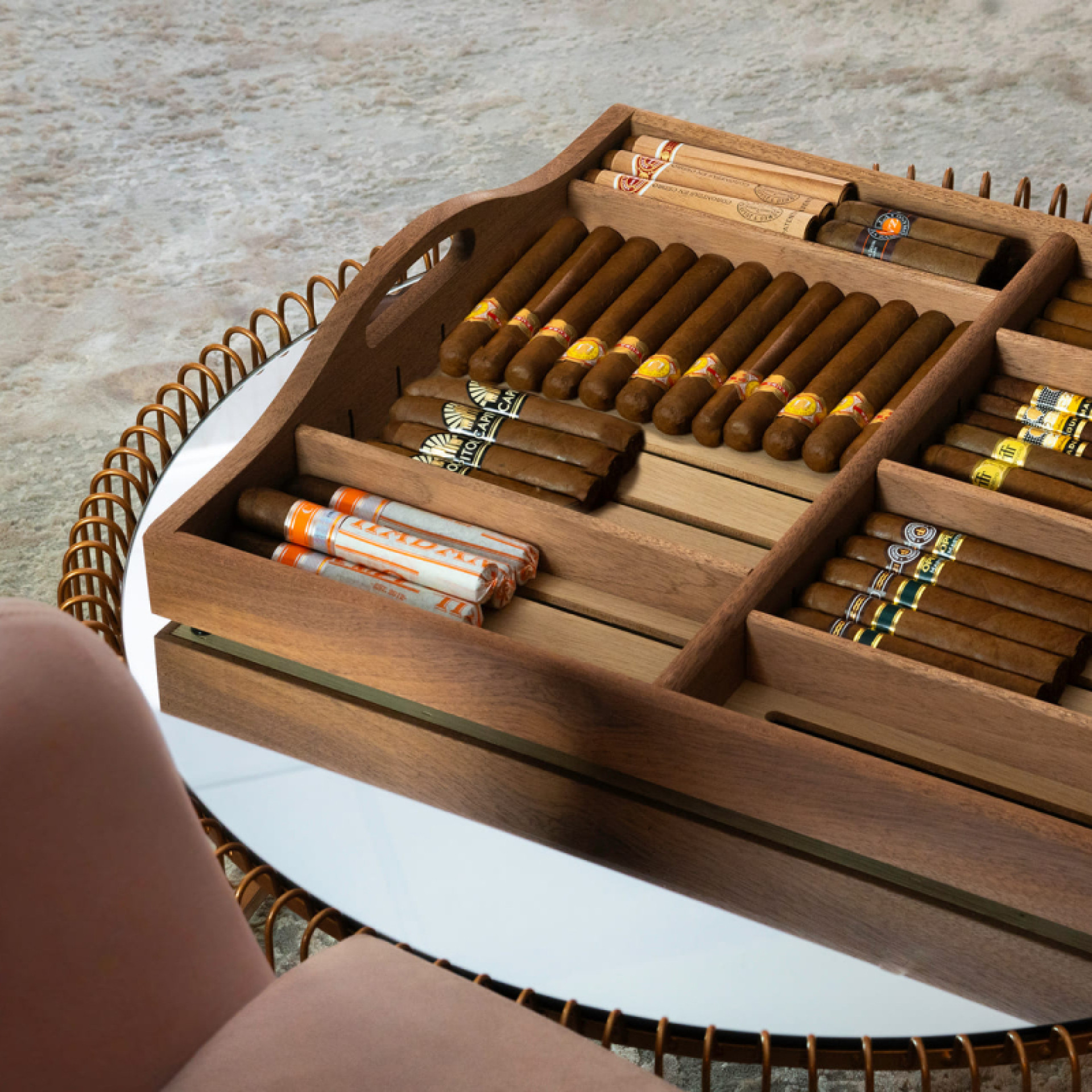 Sliding shelf and removable cigar serving tray. A beautiful presentation of cigars to share with your guests.