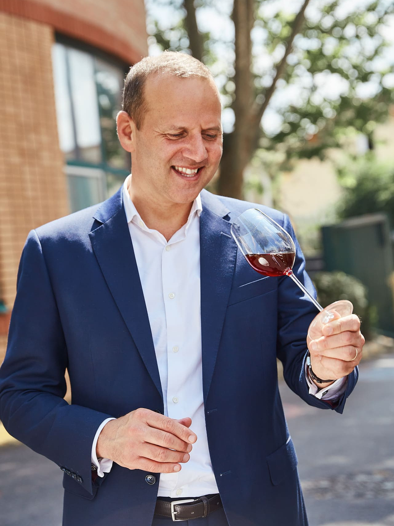 Talk with Cyrille Jomand - IDealwine’s CEO - The wine auction market - France Talk with Cyrille Jomand - IDealwine’s CEO - The wine auction market - France