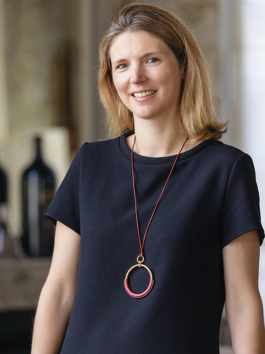 Portrait Stéphanie de Boüard-Rivoal, CEO of Château Angelus, France Portrait Stéphanie de Boüard-Rivoal, CEO of Château Angelus, France