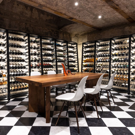 luxurious-interior-design-wine-room-fitted-with-metal-wine-storage-eurocave-modulosteel-suede-checkered-floor.jpg
